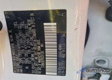 2011 Toyota Highlander Base z USA, uszkodzony, nr VIN 5TDBK3EH7BS091285